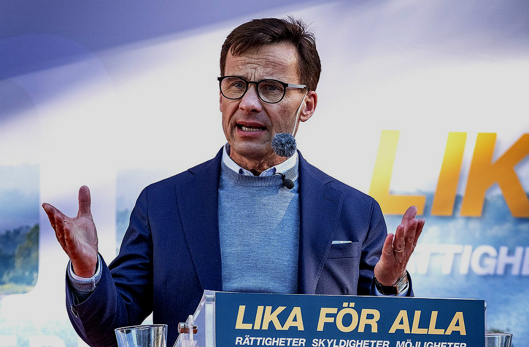 Kristersson talar under Almedalsveckan inför riksdagsvalet 2018 under partiets kampanjslogan ”Lika för alla”.