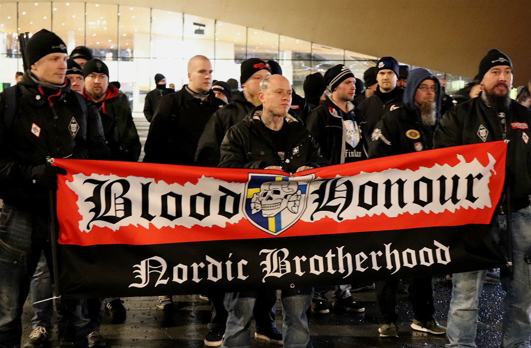 Nazister demonstrerar i Helsingfors på Finlands självständighetsdag 191206.