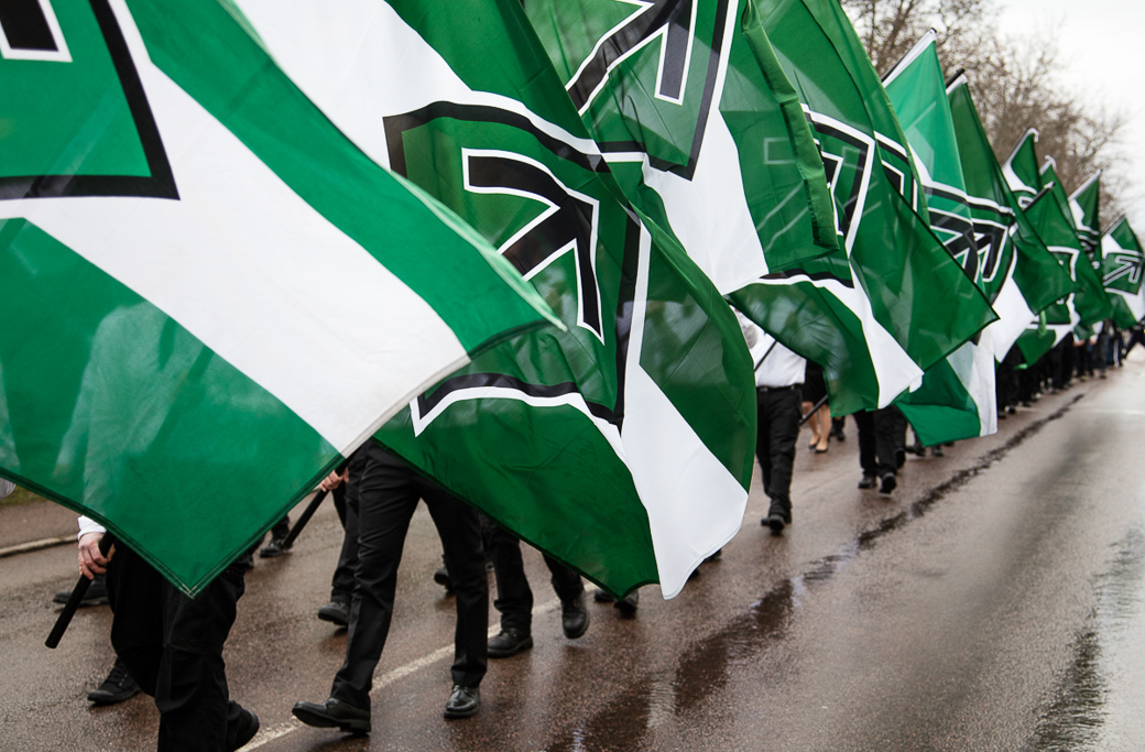 Nordiska motståndsrörelsen demonstrerar i Borlänge.